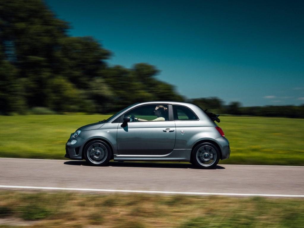Abarth 595C Convertible 595C (Automático)